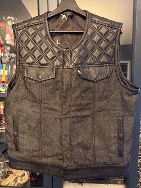 Men's Black Quilted Leather-Trim Vest